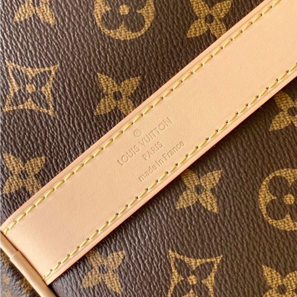 An icon since the appearance in 1930, the Keepall embodies the spirit of modern - Picture 2 of 5